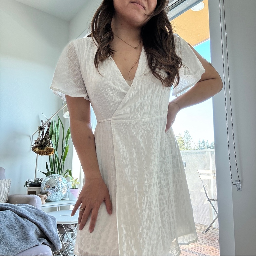 White Sundress with Wrap Tie and Flowy Short Sleeves
